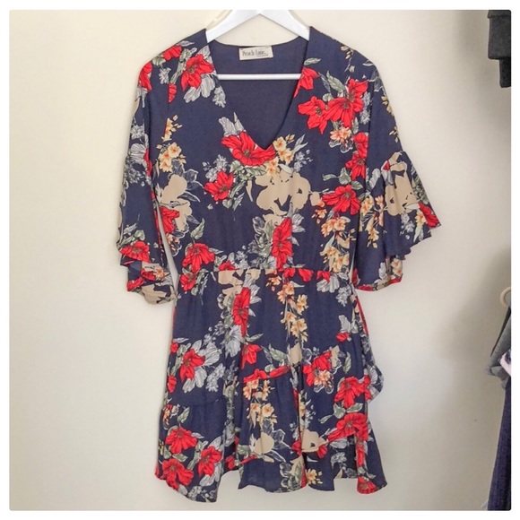 ❤️Beautiful Navy Red Floral Dress❤️ - Picture 4 of 8